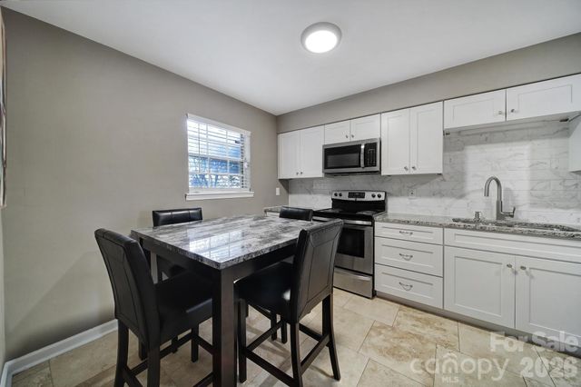 11005 Hunter Trail, Charlotte, NC 28226