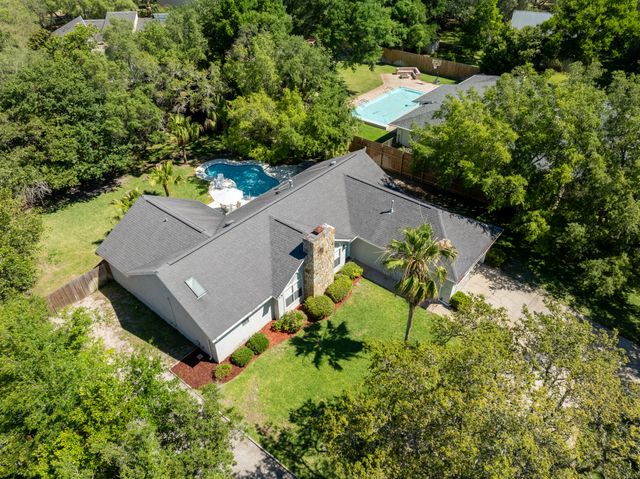 709 Main Street, Destin, FL 32541