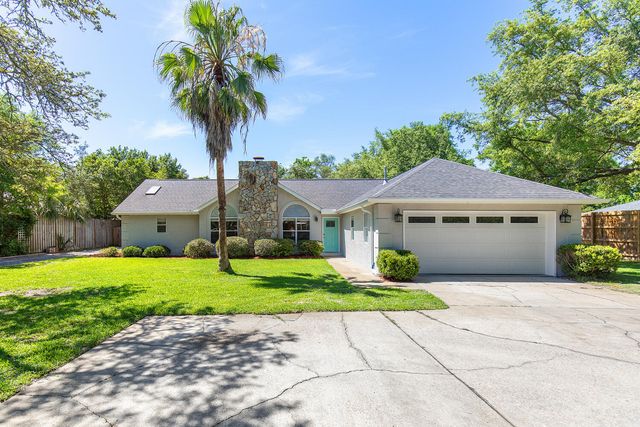 709 Main Street, Destin, FL 32541