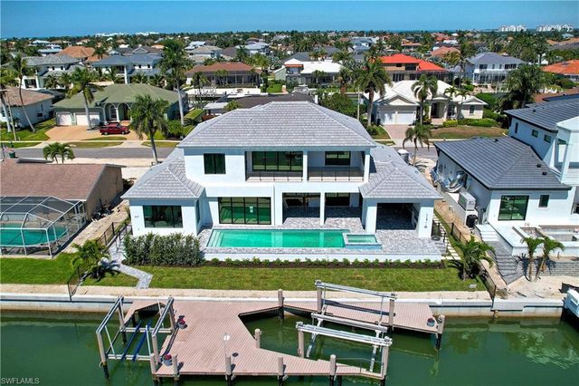 641 Dorando CT, Marco Island, FL 34145