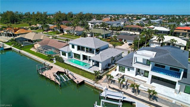 641 Dorando CT, Marco Island, FL 34145