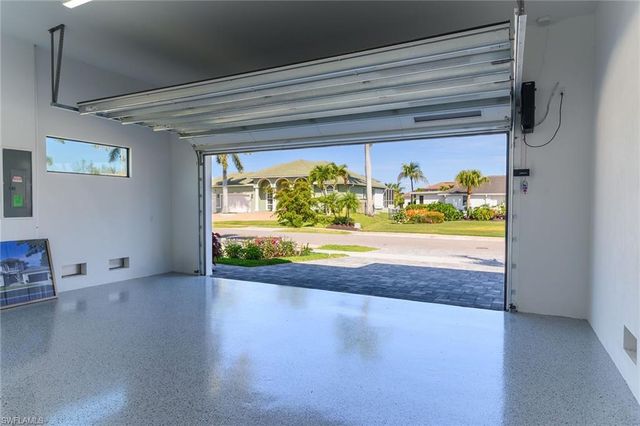 641 Dorando CT, Marco Island, FL 34145
