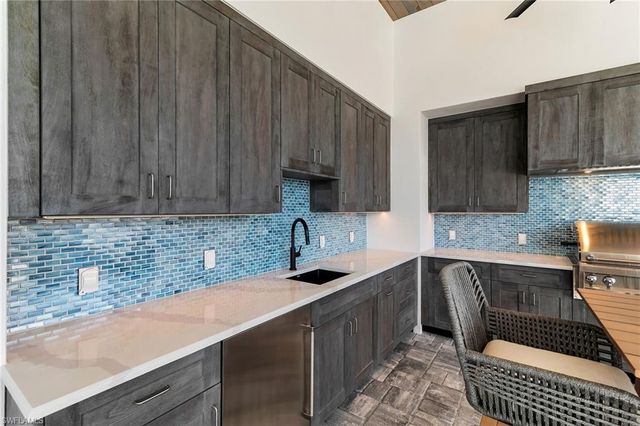 641 Dorando CT, Marco Island, FL 34145