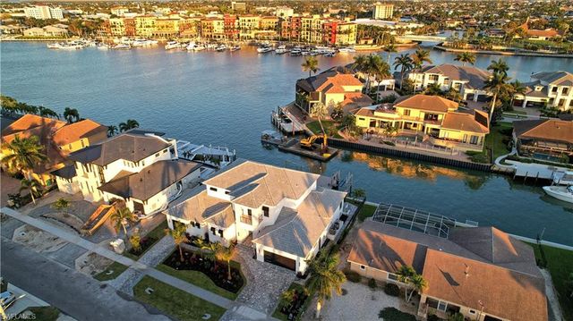 641 Dorando CT, Marco Island, FL 34145