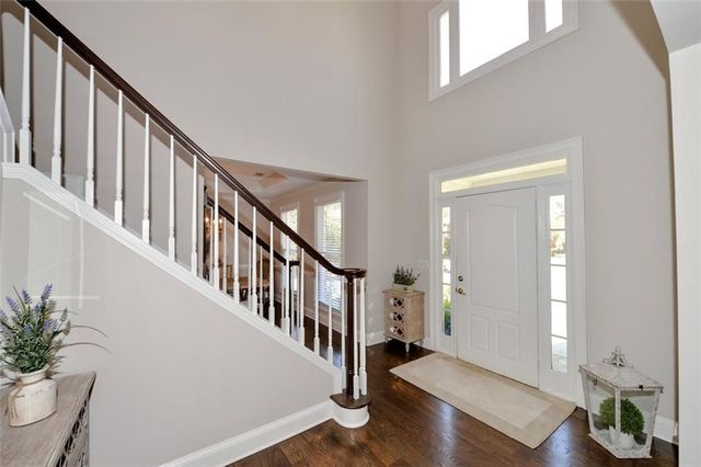 310 Windsor Gate Cove NE, Atlanta, GA 30342
