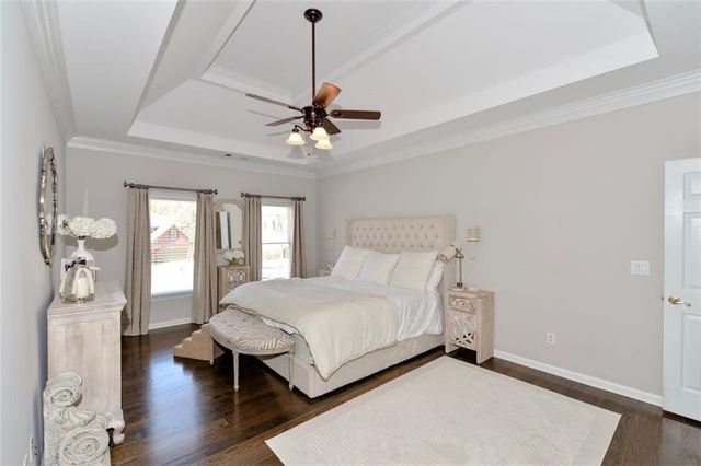 310 Windsor Gate Cove NE, Atlanta, GA 30342