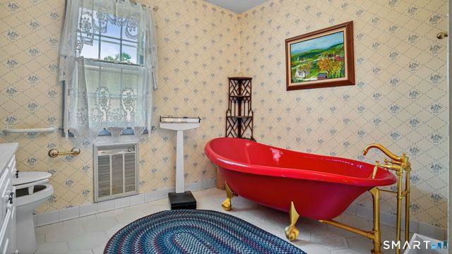 21 Fuller Road, Trumbull, CT 06611