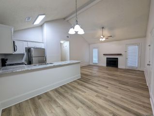 11011 Cal Rd #102, Baton Rouge, LA 70809