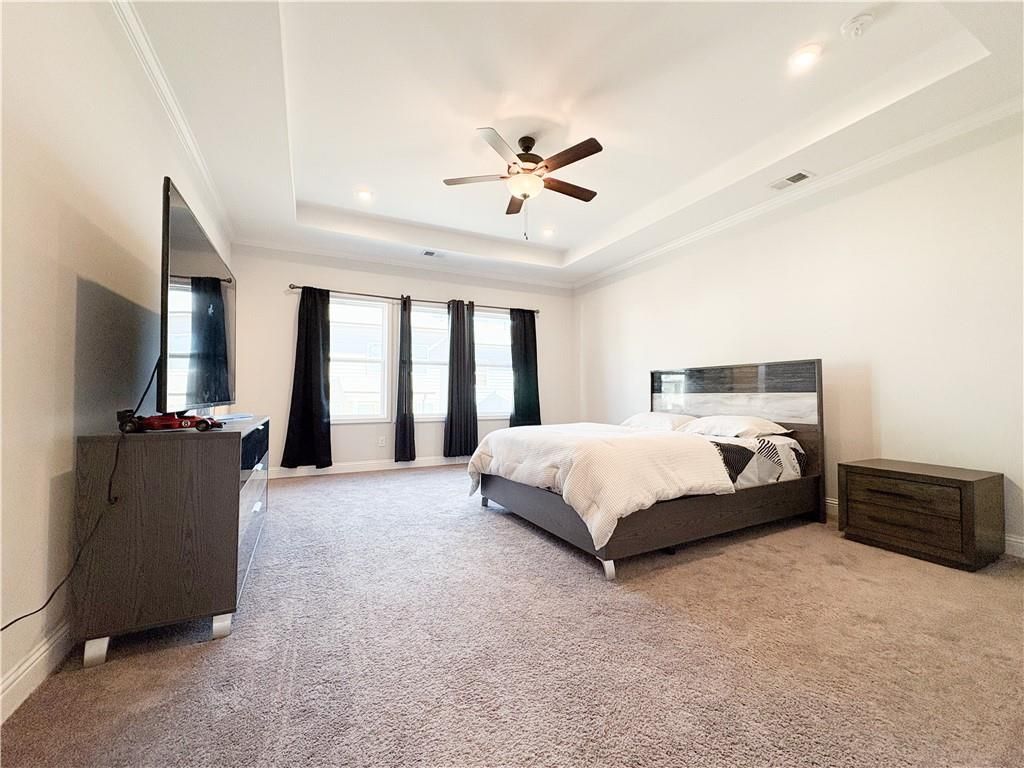 Image 12 of property listing at 6260 Bracken Brown Drive, Alpharetta, GA 30004