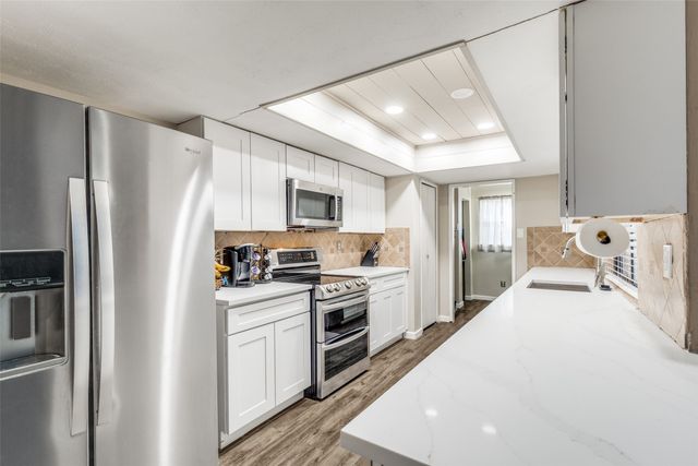 2038 Christie Lane, Carrollton, TX 75007