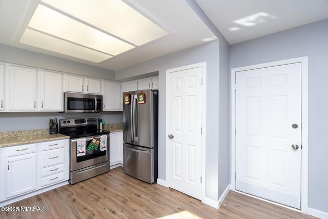 984 E Carmelita Drive, Sierra Vista, AZ 85635