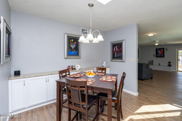 984 E Carmelita Drive, Sierra Vista, AZ 85635