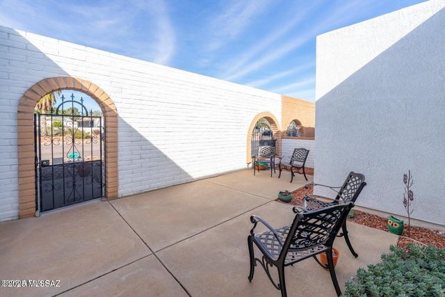 984 E Carmelita Drive, Sierra Vista, AZ 85635