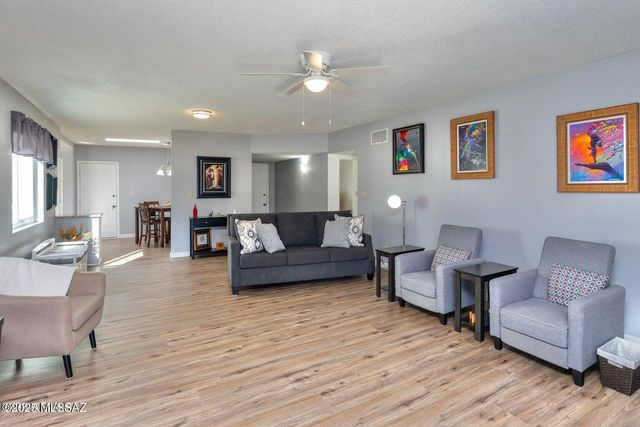 984 E Carmelita Drive, Sierra Vista, AZ 85635