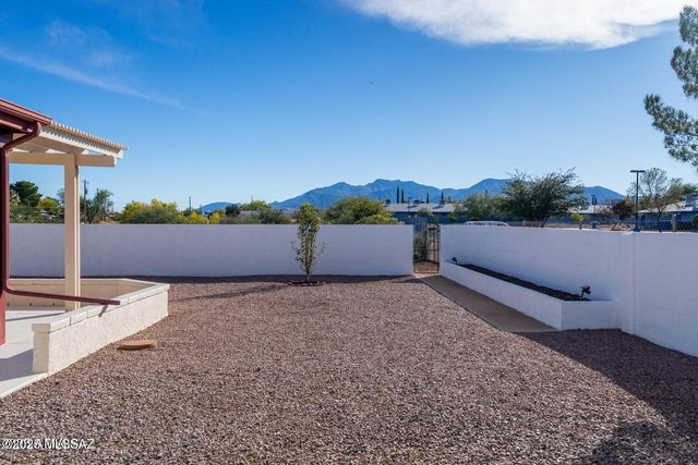 984 E Carmelita Drive, Sierra Vista, AZ 85635