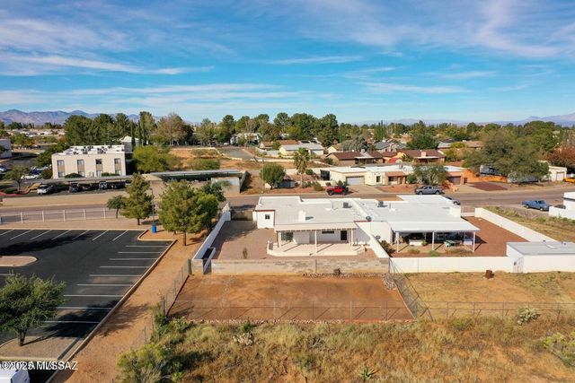 984 E Carmelita Drive, Sierra Vista, AZ 85635