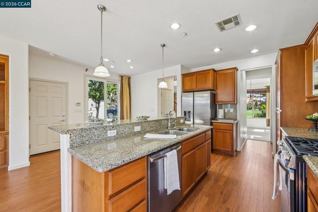 486 Windflower Way, Oakley, CA 94561