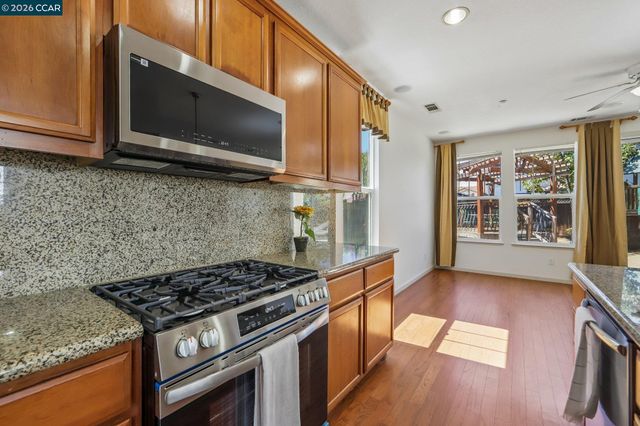 486 Windflower Way, Oakley, CA 94561