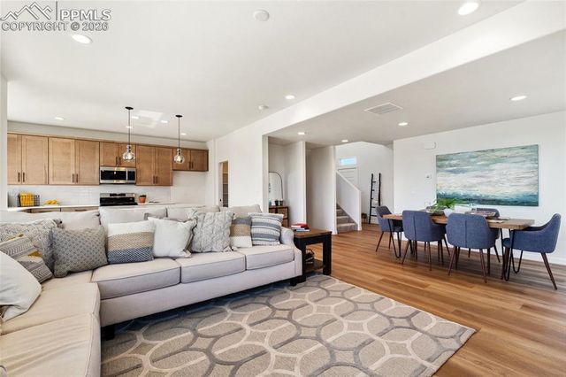 9283 Old Divide Drive, Colorado Springs, CO 80908