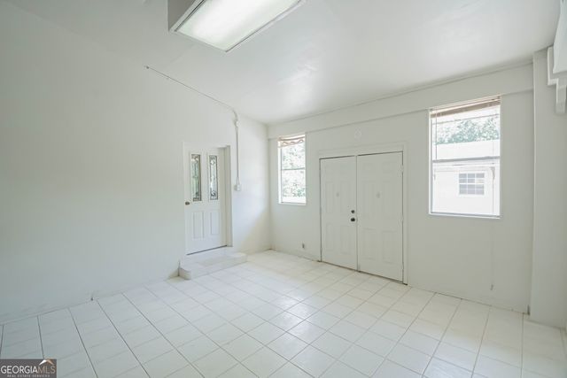 1358 W Poplar Street, Griffin, GA 30224