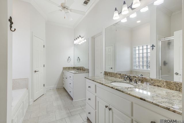 5236 Lone Pine Ln, Saint George, LA 70809