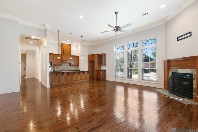 5236 Lone Pine Ln, Saint George, LA 70809