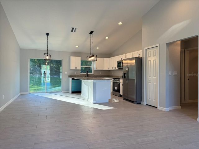 19007 ST BENEDICT DRIVE, Dunnellon, FL 34432