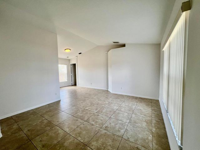 6480 NW Volucia Drive, Port St. Lucie, Port St Lucie, FL 34986