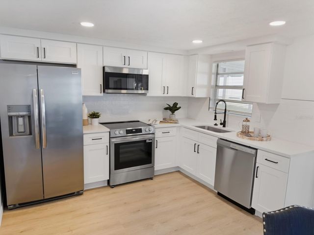 2721 FLINT ISLE PLACE, Holiday, FL 34691