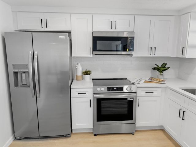 2721 FLINT ISLE PLACE, Holiday, FL 34691