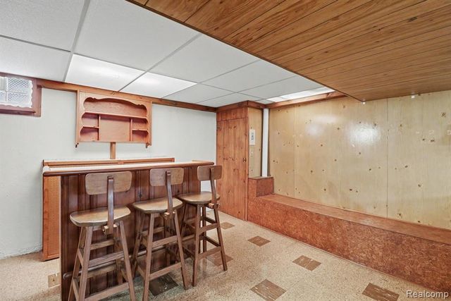 21739 Cedar Street, Saint Clair Shores, MI 48081