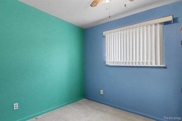 21739 Cedar Street, Saint Clair Shores, MI 48081