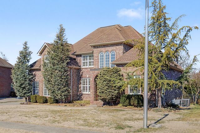 427 Creekview Drive, Murfreesboro, TN 37128