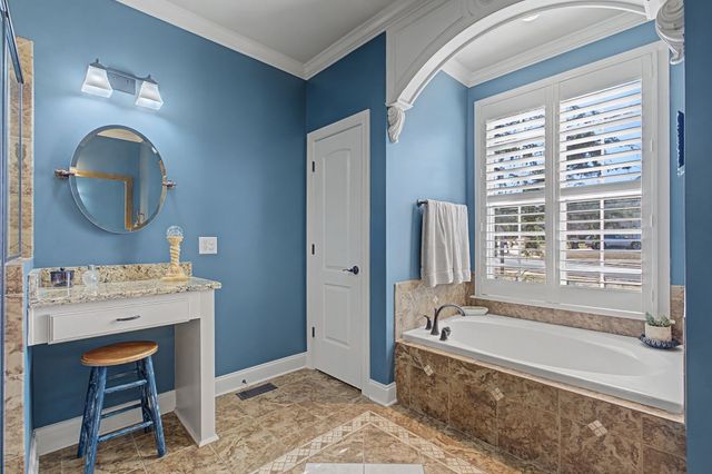 427 Creekview Drive, Murfreesboro, TN 37128