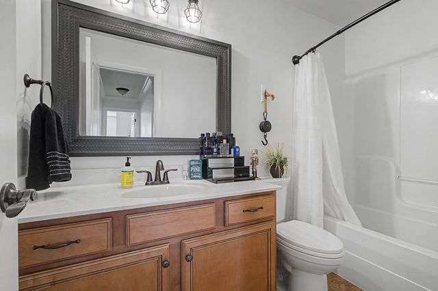 427 Creekview Drive, Murfreesboro, TN 37128