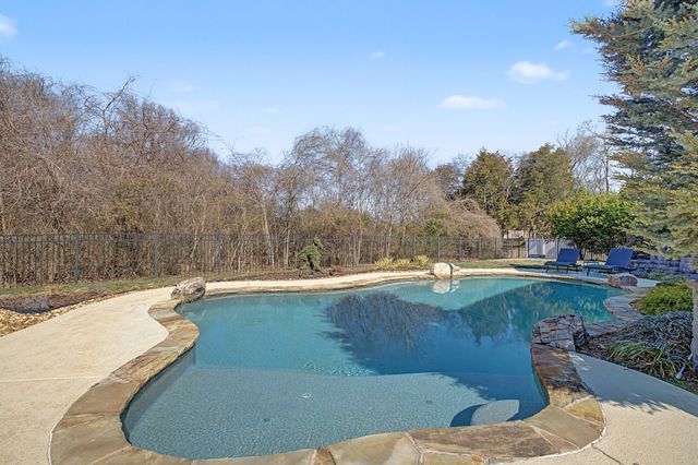 427 Creekview Drive, Murfreesboro, TN 37128