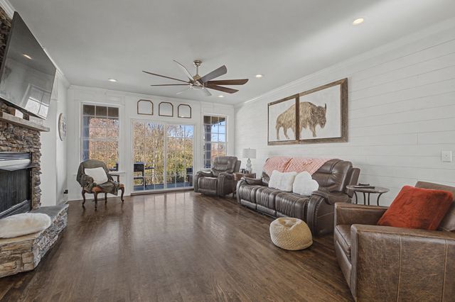 427 Creekview Drive, Murfreesboro, TN 37128