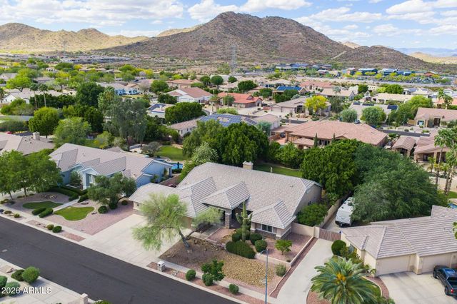 8216 W BRIDEN Lane, Peoria, AZ 85383