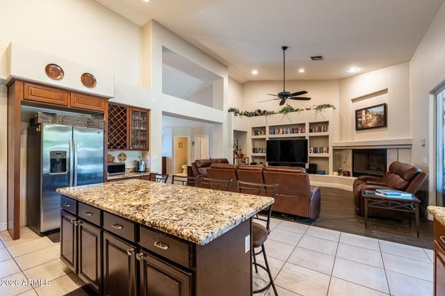 8216 W BRIDEN Lane, Peoria, AZ 85383