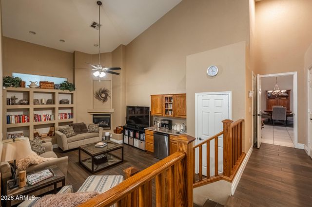 8216 W BRIDEN Lane, Peoria, AZ 85383