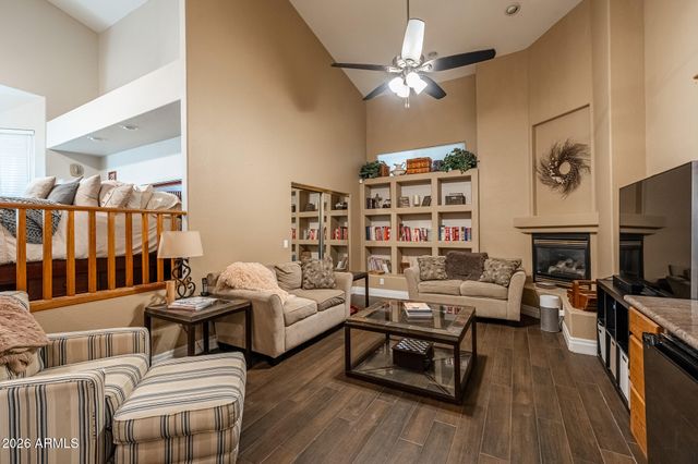 8216 W BRIDEN Lane, Peoria, AZ 85383