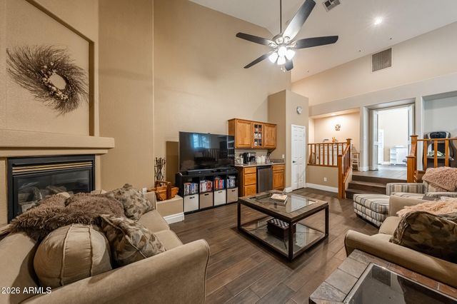 8216 W BRIDEN Lane, Peoria, AZ 85383