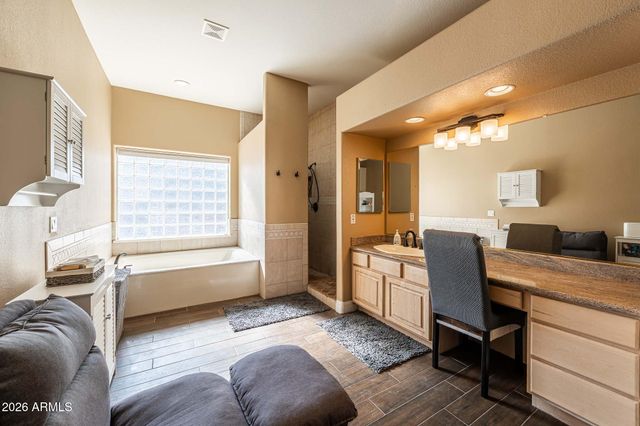 8216 W BRIDEN Lane, Peoria, AZ 85383