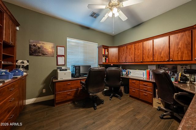 8216 W BRIDEN Lane, Peoria, AZ 85383