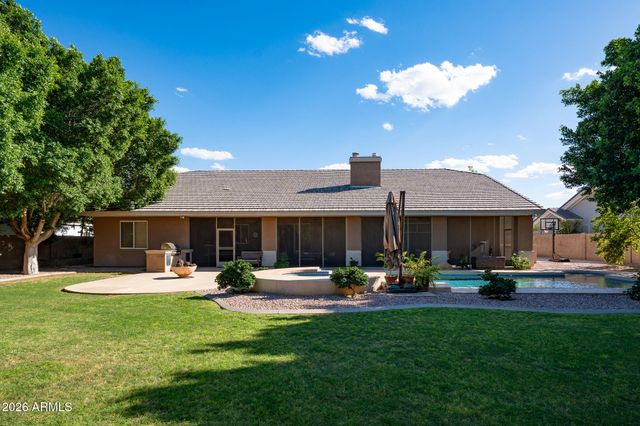 8216 W BRIDEN Lane, Peoria, AZ 85383