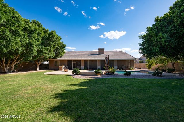 8216 W BRIDEN Lane, Peoria, AZ 85383