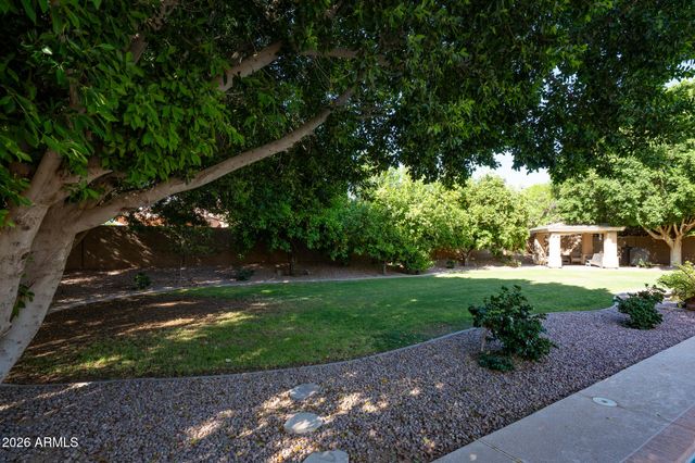 8216 W BRIDEN Lane, Peoria, AZ 85383