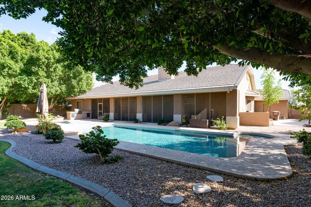 8216 W BRIDEN Lane, Peoria, AZ 85383