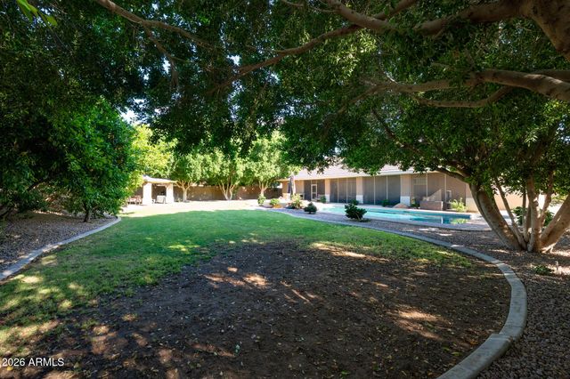 8216 W BRIDEN Lane, Peoria, AZ 85383