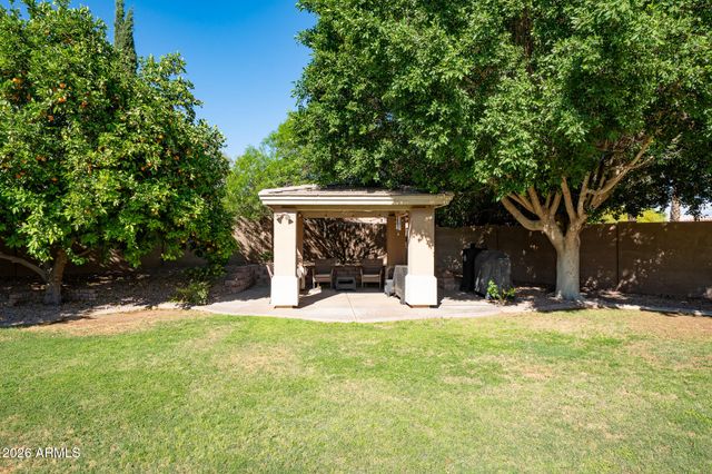 8216 W BRIDEN Lane, Peoria, AZ 85383